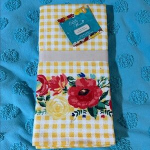 Pioneer Woman Floral Kitchen Towel Set